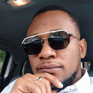 Meet your Posher, Youmy